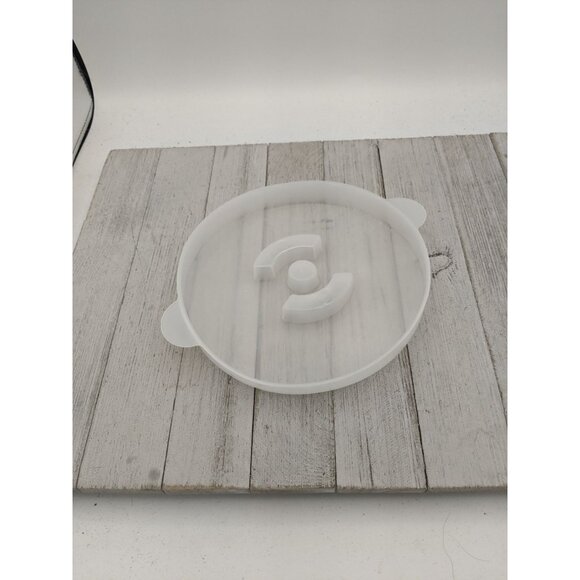 Pampered Chef Pineapple Wedger Corer Cutter Slicer 2416 W/ Blade Guard Cover - Picture 2 of 4